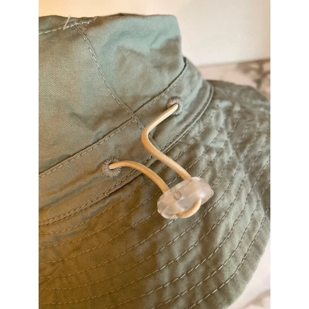 Hatiis Green baby Bucket hat Adjustable Strap Size‎ 6-12 mo.